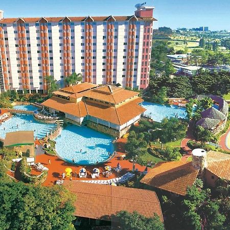 Apartamento Luxo Hot Springs Caldas Novas Tay Apartment ภายนอก รูปภาพ